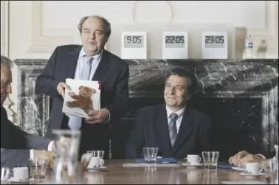 Dans ce film il est Andr Morin poursuivi avec intrt par Christian Clavier , c'est ...