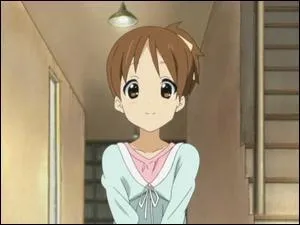 Comment s'appelle la seiyu de la petite soeur de Yui, Ui ?