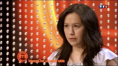 Comment s'appelle cette candidate ?