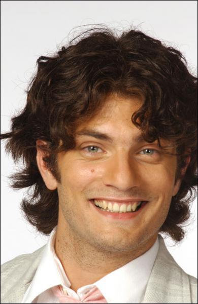 Quel est son nom complet ?