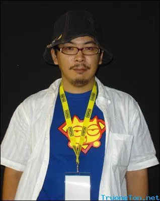 Comment s'appelle l'auteur de 'Kenshin le vagabond' ?