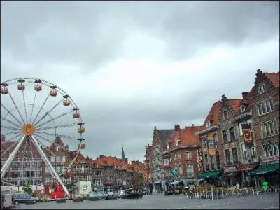 Tournai ou Tournay ? Belgique ou Hautes-Pyrnes ? Comment crivez-vous la ville belge, un des plus vieilles du pays ?