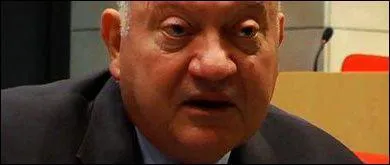 'Qui vole un uf vole un buf' n'est pas le proverbe prfr d'Andr Santini. Pourquoi ?