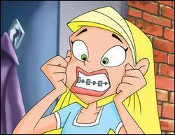 Elle a un sourire d'enfer :