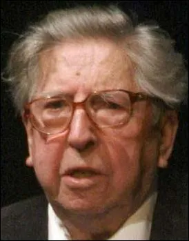 Quel est ce compositeur franais n en 1916 et toujours actif. il a crit une symphonie nomme ''Le Double' ?