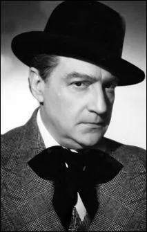 Qui est ce comdien, dramaturge, metteur en scne de thtre, ralisateur et scnariste de cinma, n le 21 fvrier 1885  Saint-Ptersbourg. Ila crit plus d'une centaine