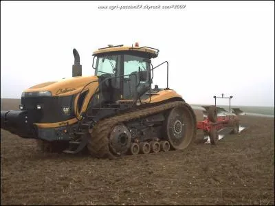 Quelle est la srie de ce tracteur ?