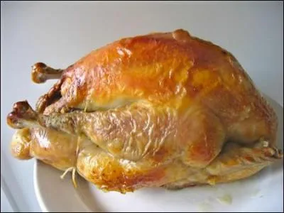 S'il avait pu chapper  la rotissoire, ce poulet aurait pu vivre ...