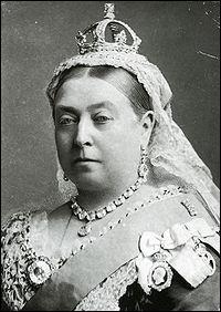 Avant d'tre grand-mre, la reine Victoria fut mre de :