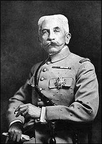 Rsident gnral au Maroc, marchal de France en 1921