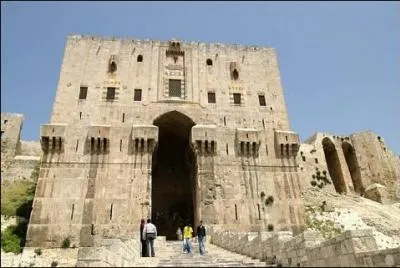 Vous trouverez une ville du nord de la Syrie en mlangeant les lettres du contaire de :