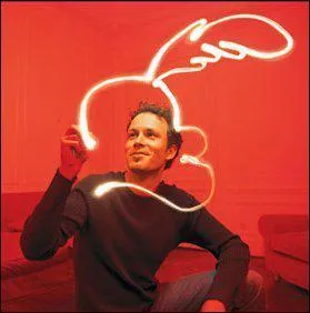 Comment s'appelle l'auteur de la bande dessiné Titeuf ?