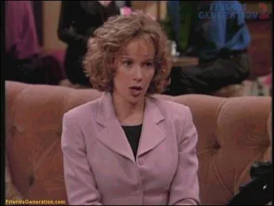 Aprs avoir danc avec Patrick Swayze, elle devient Mindy demoiselle d'honneur de Rachel qui pousera finalement le fianc. Quel est son nom ?