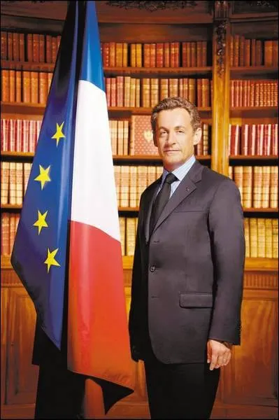 Voici notre prsident, quel est l'age minimum pour tenir ce rle ?