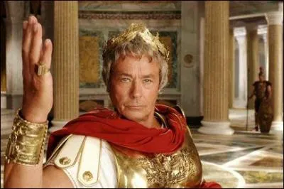 Alain Delon / Jules csar, mais qui tait Jules Csar dans le film' 2 heures moins le quart avant Jsus Christ' ?