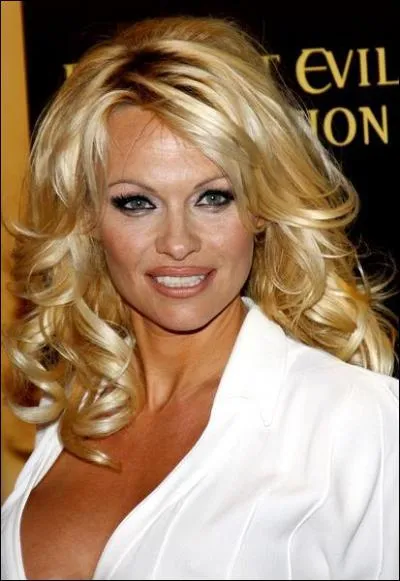 Pamela Anderson - Quel rle interprte-t-elle dans 'Alerte  Malibu' ?