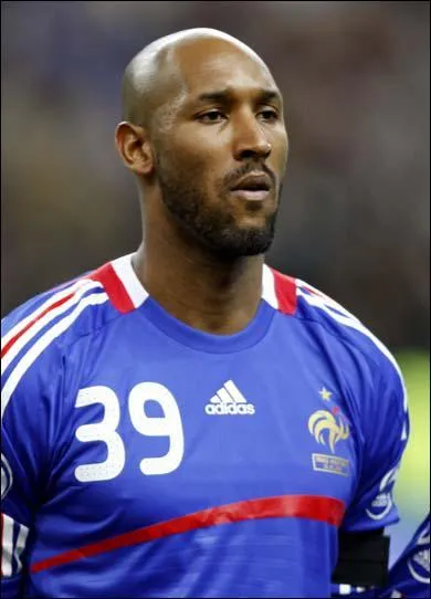Nicolas Anelka - Quel club a-t-il rejoint alors qu'il n'avait que 16 ans ?
