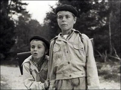 Quel clbre film a fait connatre Christophe Barratier, qui ralisera bientt un remake de La Guerre des boutons ?