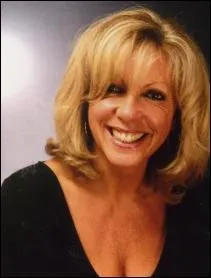 Cette franaise a t 29 fois championne de France et plusieurs fois recordwoman du monde de natation. Elle est ne en 1948. Qui est-ce ?