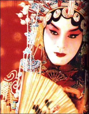 Ce film de Chen Kaige est sorti en 1993. Son titre original est 'Ba wang bie ji'. Quel est son titre en franais ?