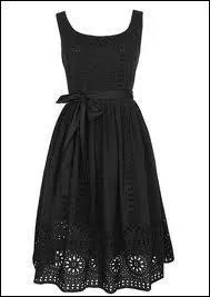 Comment dit-on 'une robe' ?