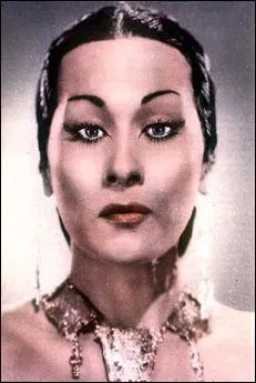 Avec un registre couvrant presque cinq octaves cette mezzo-soprano possdait une des plus belles voix du XXe sicle. Son nom de scne signifie 'jolie fleur' en quechua. C'est :