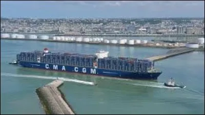 ''De plus en plus de nos exportations viennent de l'étranger.''