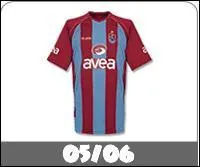 Quel club possède cette vareuse ?