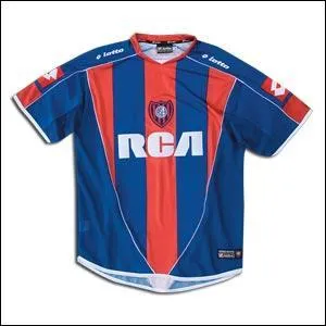 Quelle équipe porte ce superbe maillot ?