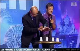 Qui est le monsieur  gauche ?