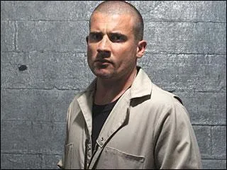 Comment s'appelle le grand frère de Michael ?