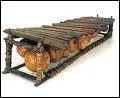 Quel est le nom de cet intrument de percussion idiophone (ne pas y voir de sens pjoratif) originaire d'Afrique ?