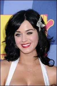 Qui est cette chanteuse ?