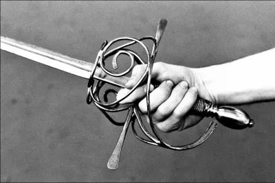 Quelle proposition n'est pas une arme  feu ?