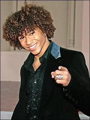 Comment l'acteur se nomme-t-il ?