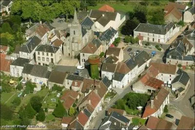 En Haute-Vienne, se trouve une petite localité qui doit apprécier les fonctionnaires malgré son nom :
