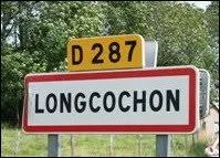 Dans le Jura, il est un village qui porte le nom étrange de Longcochon. Comment s'appellent les habitants ?