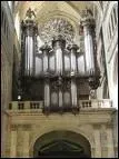 Dans la cathdrale Ste-Marie on trouve un grand orgue de 1694. Il est l'oeuvre de...