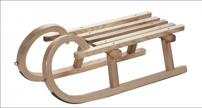 A Nol, comme il y a de la neige, c'est aussi le moment de faire de la luge. Comment dit-on 'luge' en anglais ?