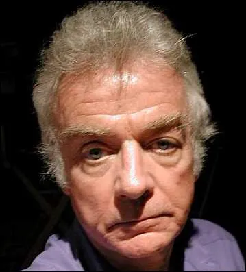 Ralisateur du premier et du cinquime Rocky, et de Over the Top, toujours avec Stallone. Il s'appelle...