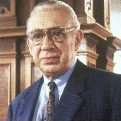 Quel est le prénom de Derrick ?