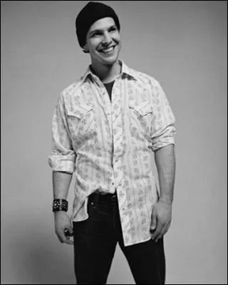 Qui chante le gnrique 'I don't want to be' ?