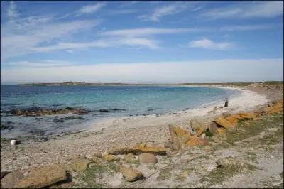 L'Ecosse compte prs de 790 les. Parmi les suivants, lequel n'est pas un archipel cossais ?