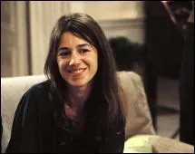 Quel chanteur de rock jouera dans son premier film aux cts de Charlotte Gainsbourg ?