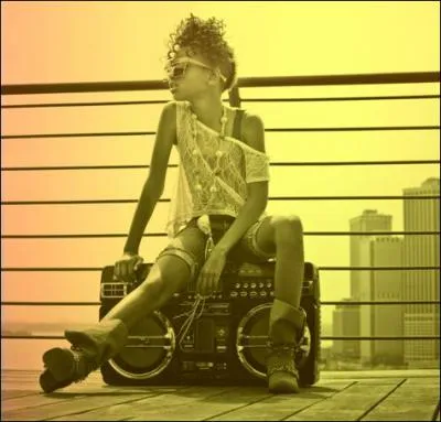 Quel est son premier clip ?