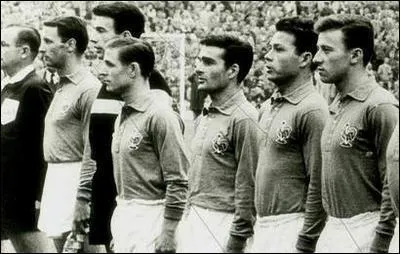 Quel joueur a volu en quipe de France de 1994  2006 en 108 slections ?