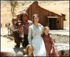 Dans la srie 'La petite maison dans la prairie', comment se prnomme la 3me fille de la famille Ingalls ?