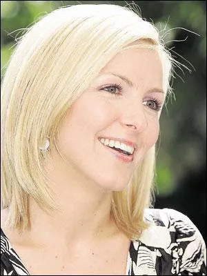 Je suis la blonde d'un humoriste ?