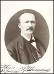 Heinrich Schliemann, archologue allemand, a dcouvert les ruines de Troie et de Mycnes.