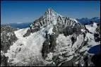 Le Weisshorn est un sommet des Alpes suisses, au dessus de Zermatt (4505m).